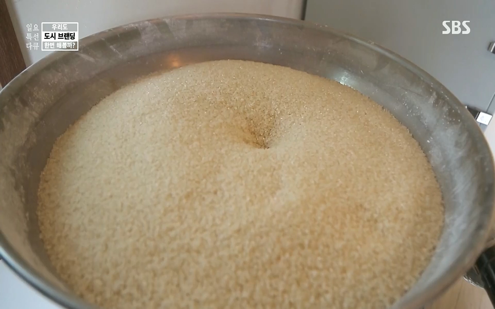 일요 특선 다큐멘터리.E287.220911p.H264-F1RST.mp4_20220912_135059.971.jpg