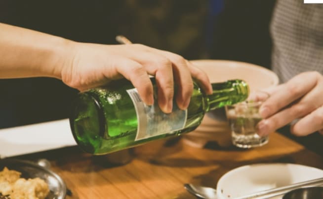  술 거절하는 기술...한번 써 먹어보세요! 5 Ways to Say 'I'm Not Drinking Tonight'