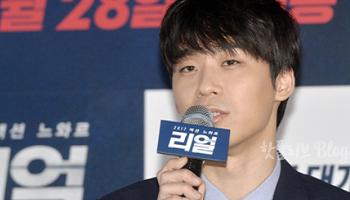●안소희 전 여친? 연예인 같은 소속사 커플 출연료 국내 배우 1위 5억 유노윤호 손호준 정리서예지 남자들 김수현 이복형 이로배 이재현 이재현 개명 골드메달리스트 소속사 대표 김새론 24