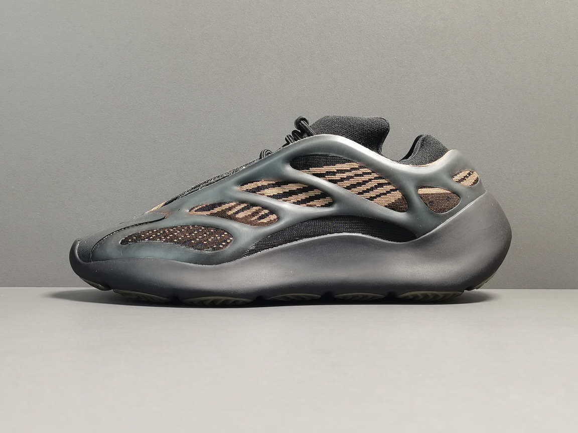  [ADIDAS x YEEZY] 아디다스 X 이지부스트 700 V3 클레이 브라운 CLAY BROWNE GY0189
