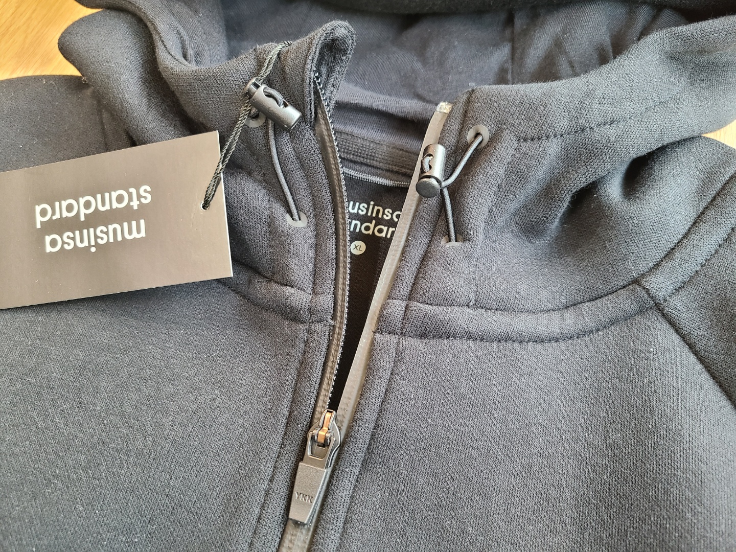  무신사 스탠다드"테크 스웨트 후디드 집업"후기