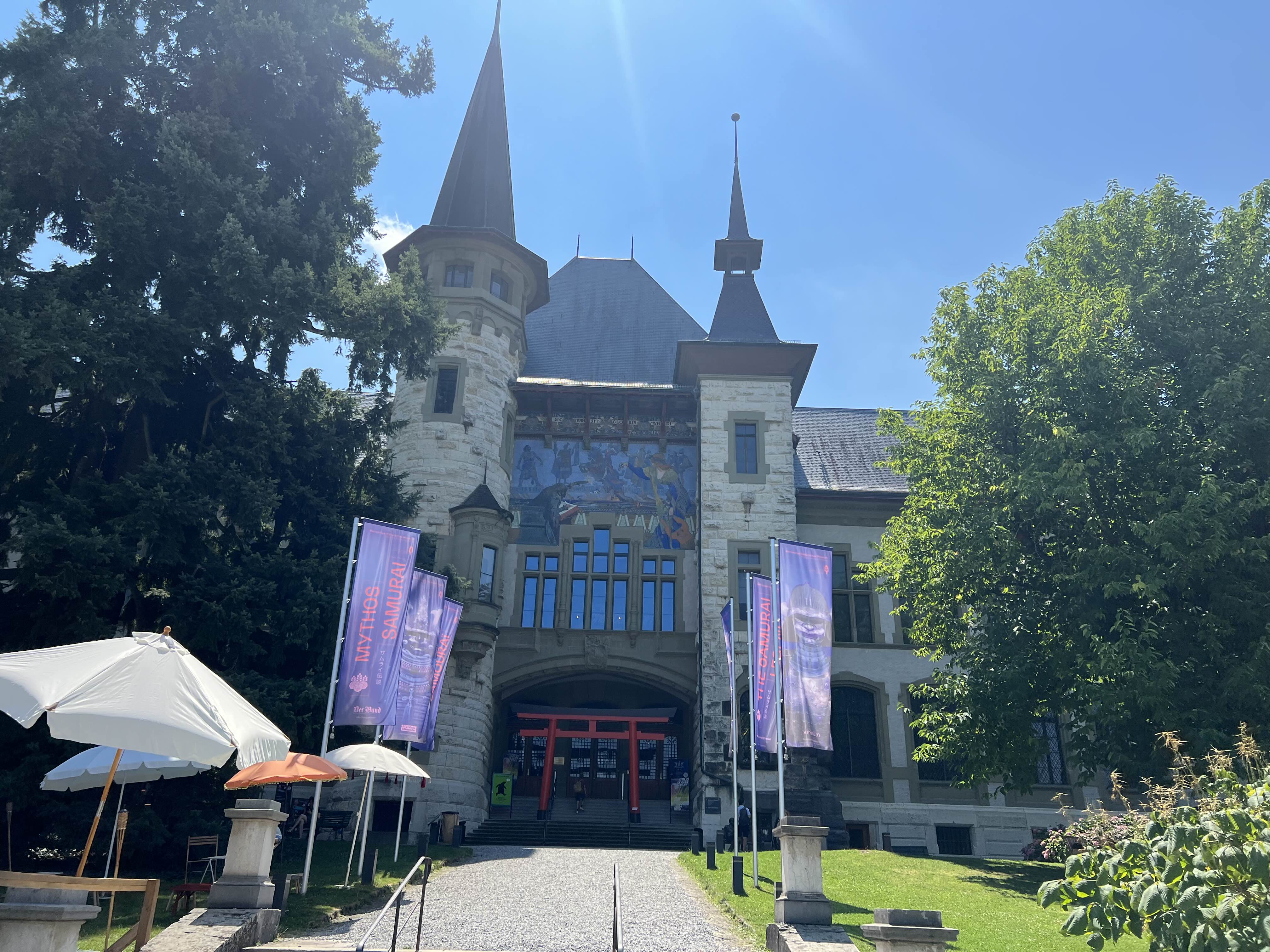  [스위스] 곰의 도시 스위스 베른 두 번째(스위스 연방의회 의사당, 스위스 중앙은행, Kirchenfeldbrücke, 베른 역사박물관(아인슈타