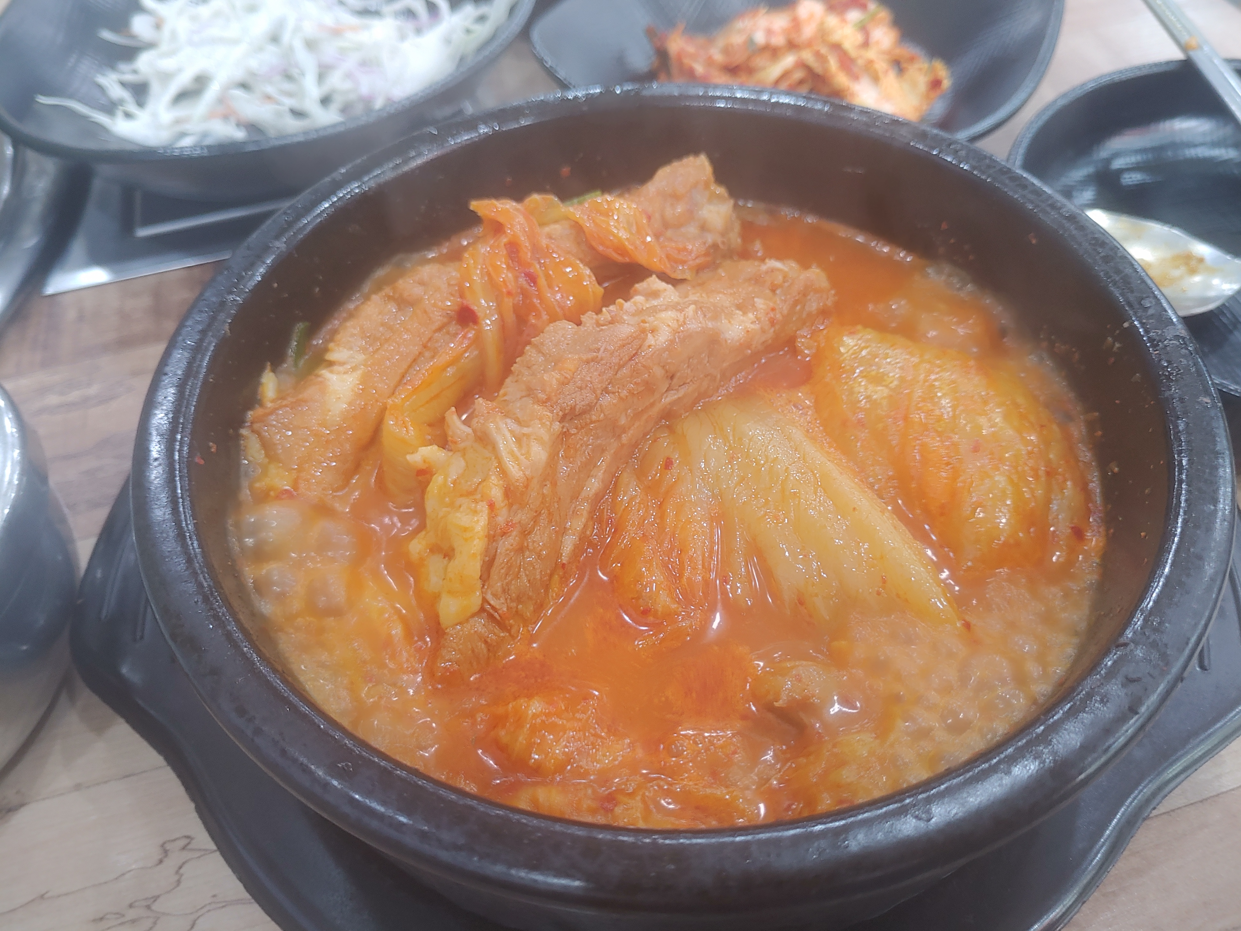 등갈비 김치찜