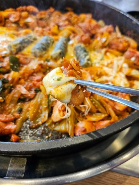 홍춘천치즈닭갈비 이미지