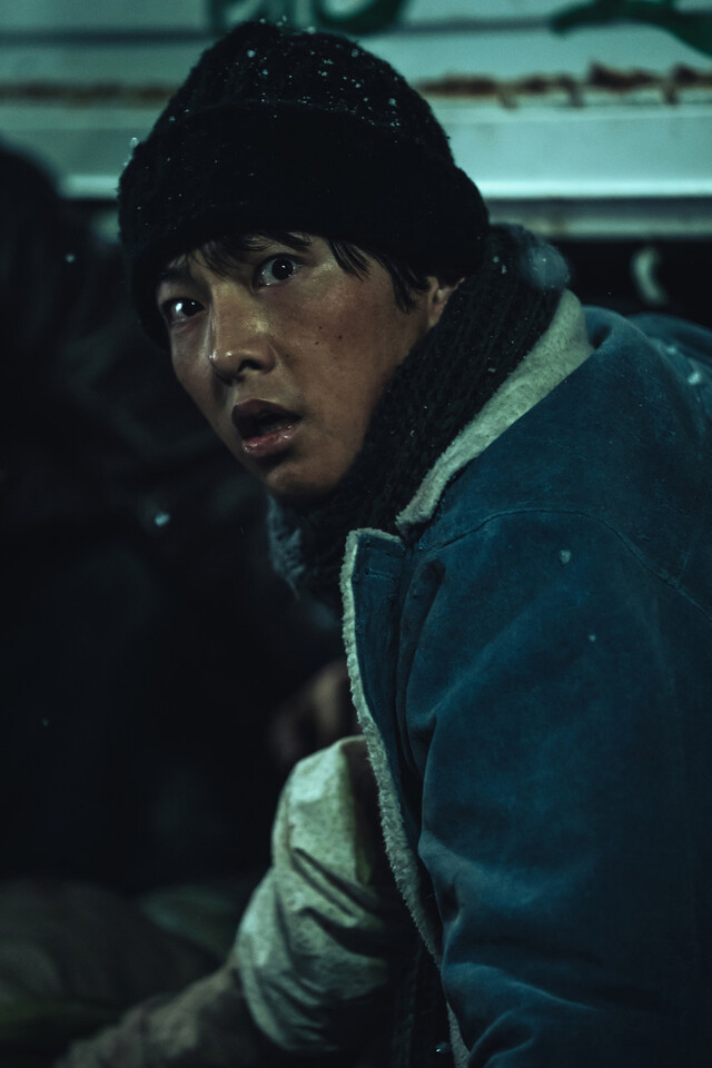 넷플릭스 로기완 송중기의 재발견! 줄거리 등장인물 제작 비하인드 결말 스포