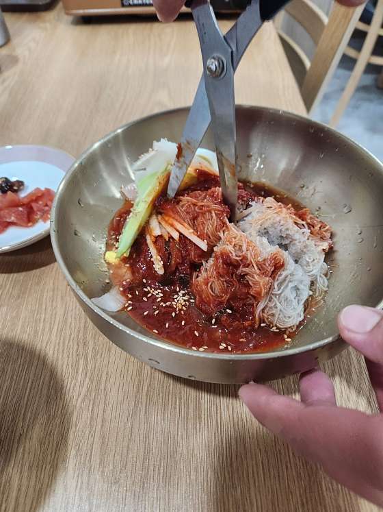 5500원 물냉면 비빔냉면