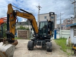  현대 HW60 2019년식 5500만원 판매합니다. (회전링크포함)