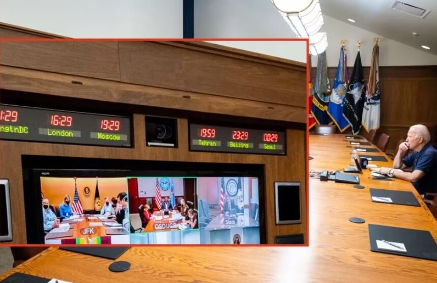  어! 이상하다!...바이든 백악관에 나타난 가짜사진? VIDEO: London and Moscow Clocks in Joe Biden Photo Sparks Confusion