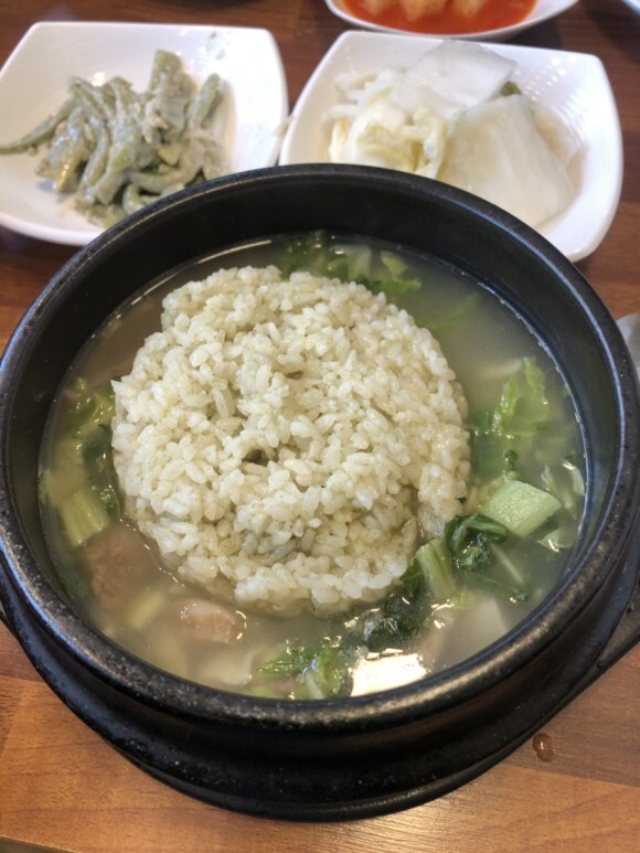  우리 동네 막국수 국밥에 다시 다녀왔습니다.