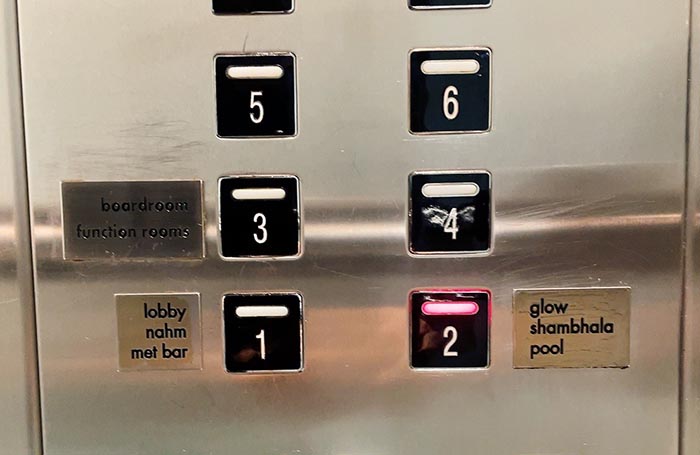 방콕-호텔-엘레베이터