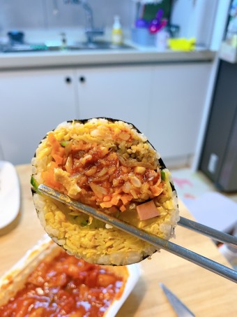 팔뚝 김밥