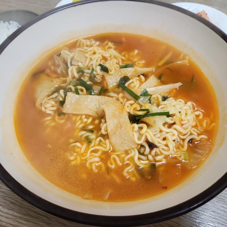 라면 맛있게 먹는 방법5