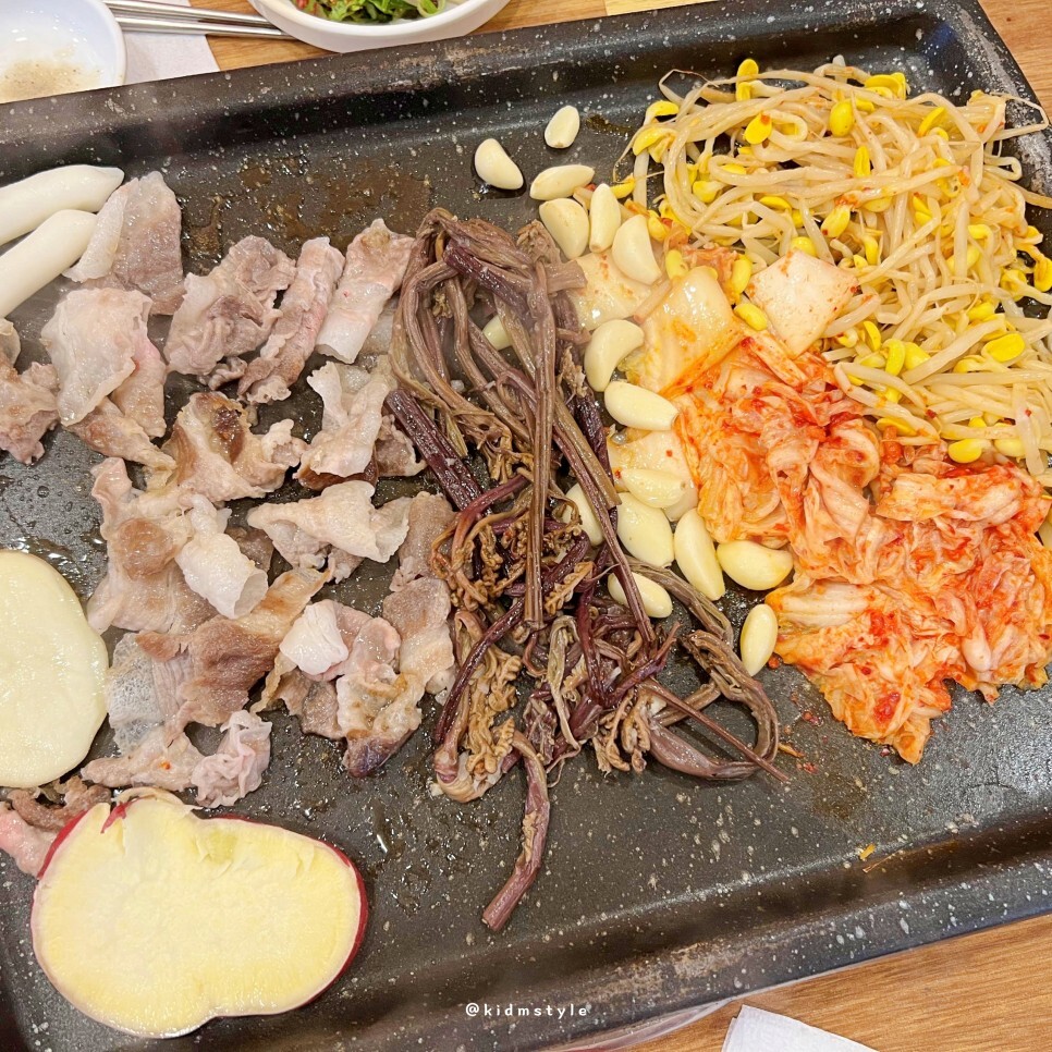 맛집삼겹 이미지
