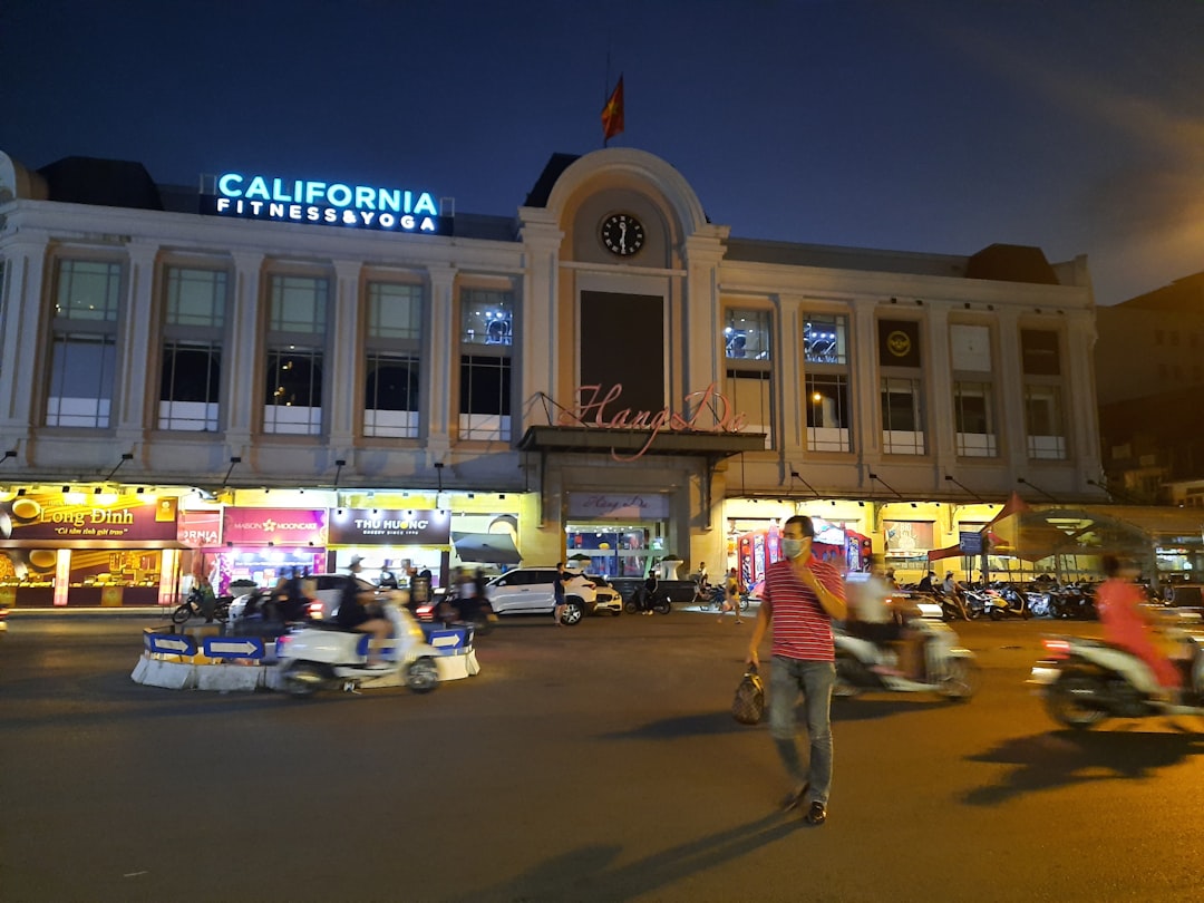 Shopping district
