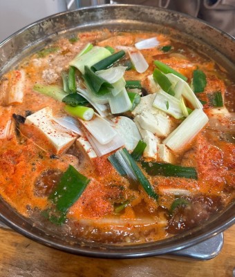 닭갈비 생태찌개