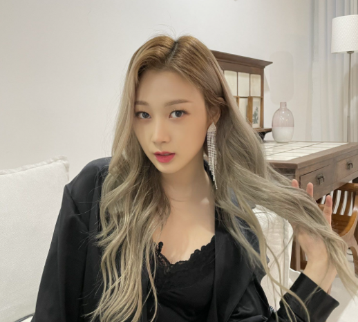  지젤 에스파 프로필 나이 키 국적 몸매 과거 인스타 다리길이