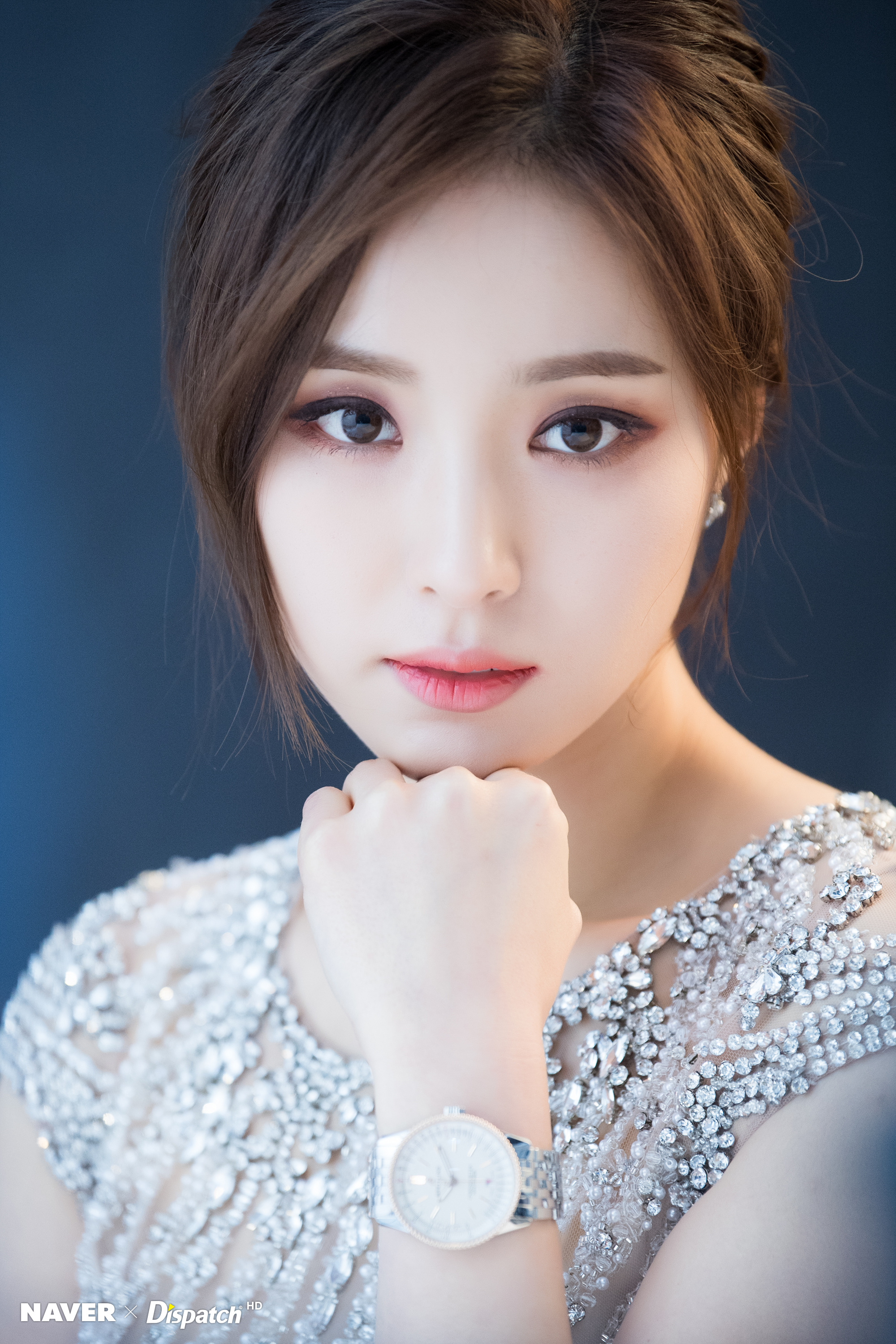  신세경 쥬얼리 드레스 화보 사진