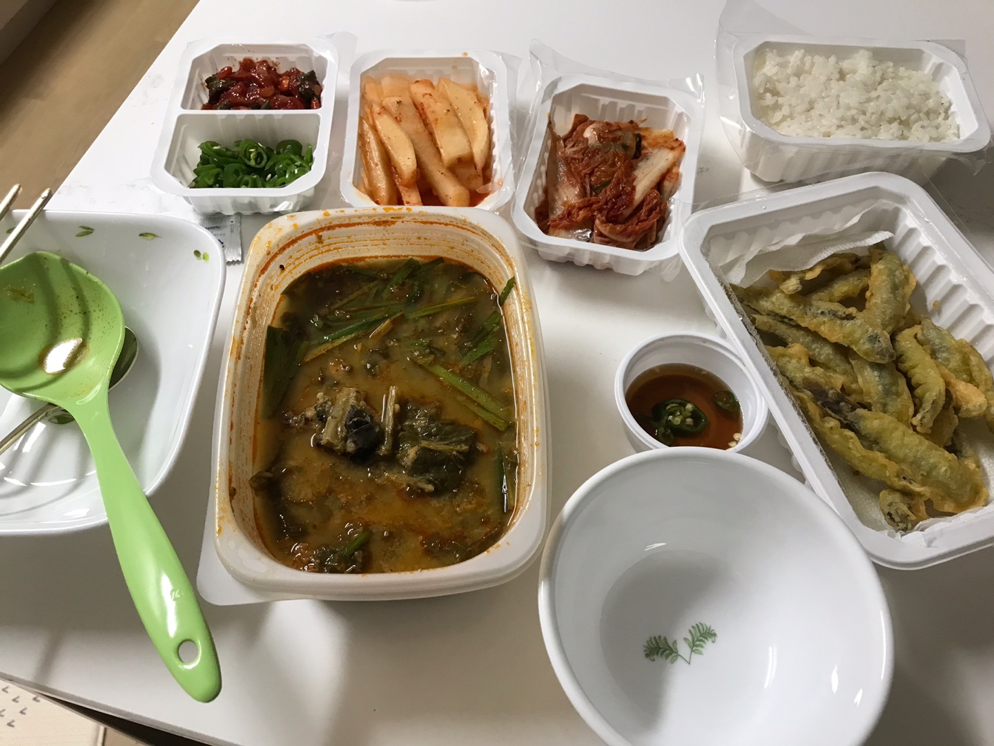 배달용기 이미지