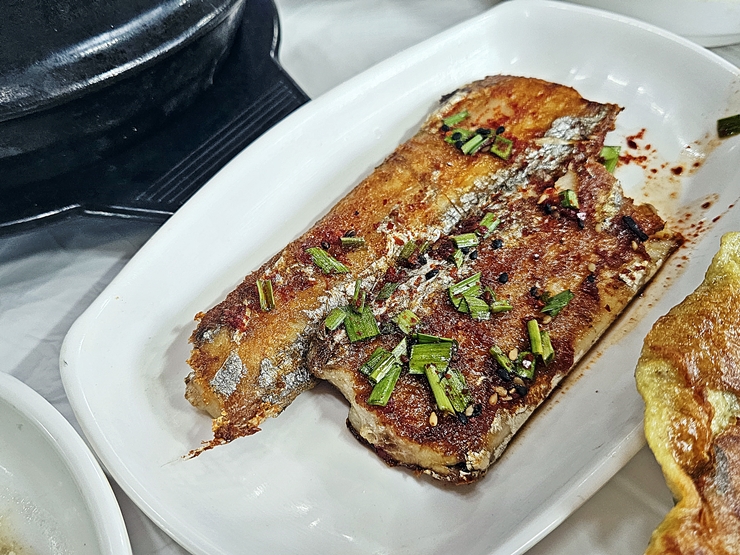 통나무식당 사진 8