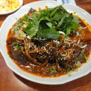 코다리와 능이버섯 미사 음식