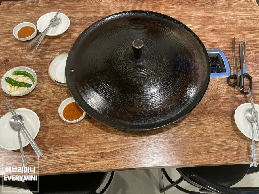 싹쓰리김치삼겹살 이미지
