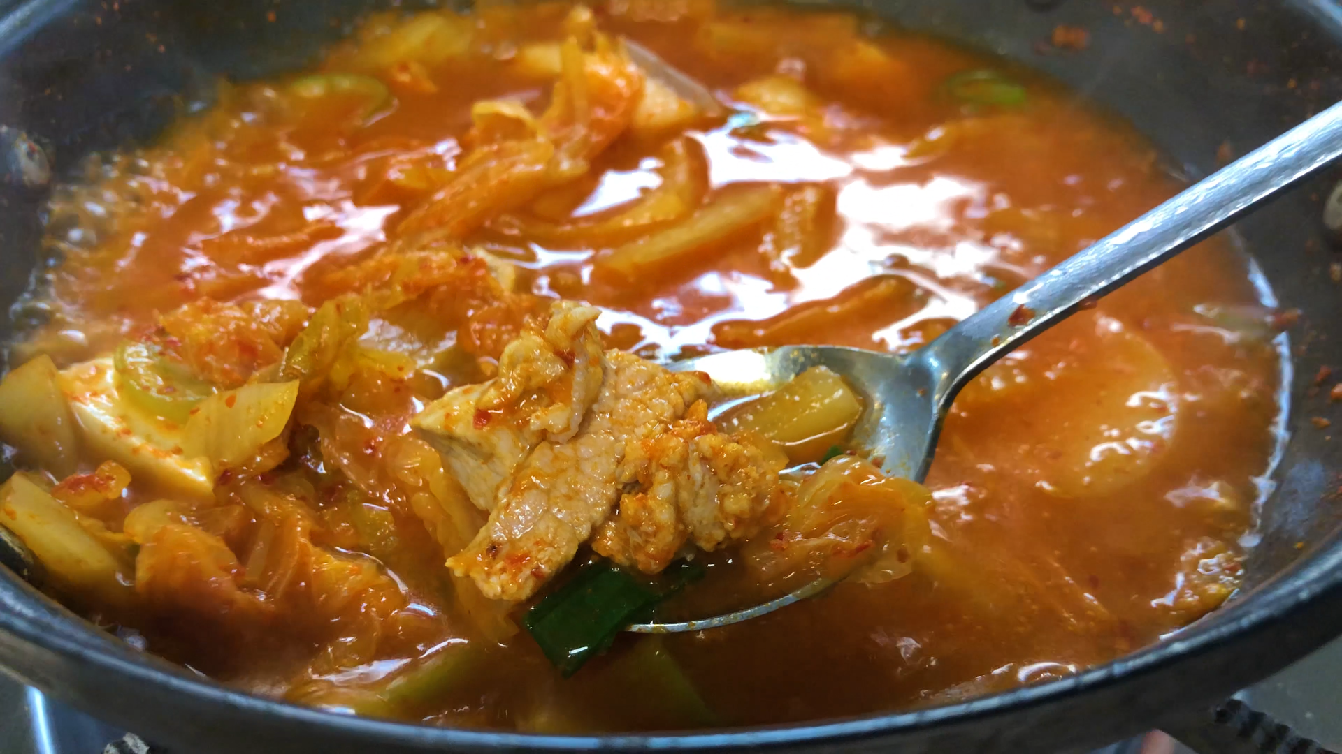따뜻한밥상 김치찌개