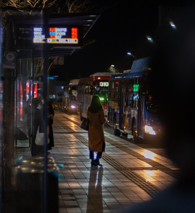 출퇴근 시간을 활용하는 생산성 팁 – 이동 시간을 낭비하지 않고 유용하게 활용하는 방법