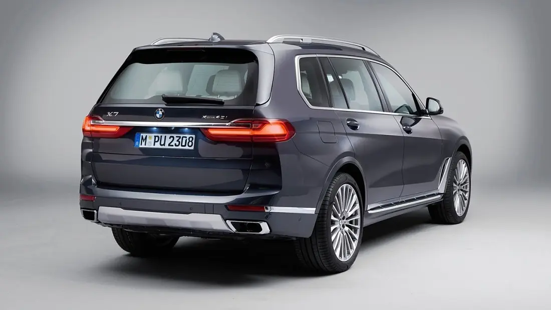 BMW X7 F/L 가격 실구매가 모의견적 제원 옵션 카탈로그 외관 디자인 내부 색상 디자인 인테리어 편의사양 안전사양 총정리