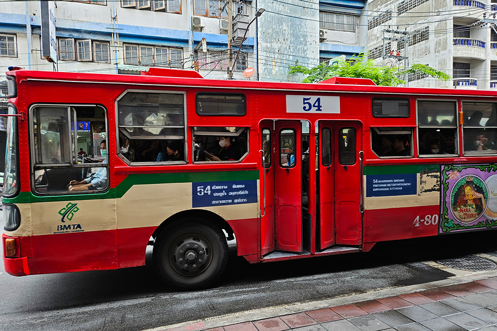 태국 방콕 골목 빨간색 방콕 버스