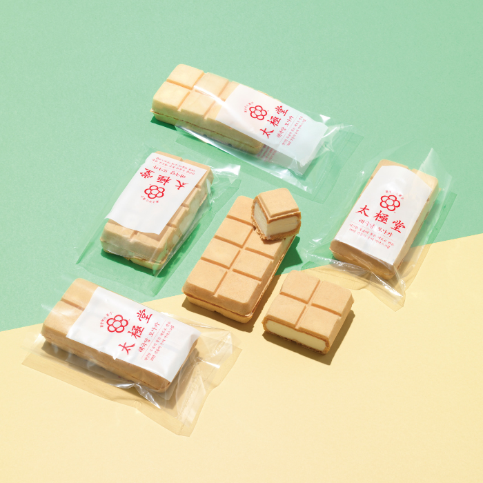  동성로 빵집 추천 - 대구 현대백화점 테이스티 태극당 (모나카 아이스크림, 사라다 빵 추천)