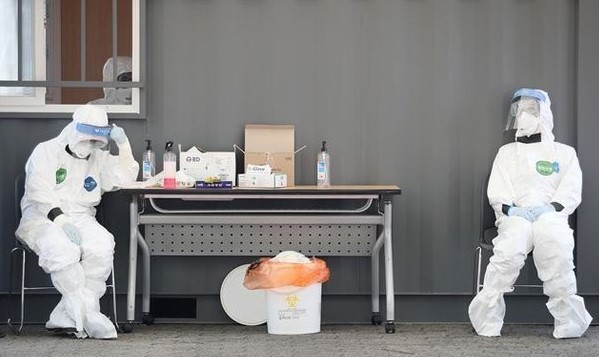  10월 13일 코로나19 신규 확진자 102명! n번방 운영자 갓갓 무기징역 소식까지!