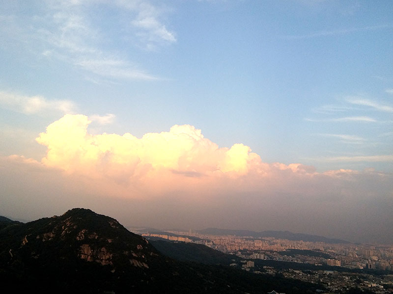  걷고 사랑하며 #240: 인왕산 선셋컬러(Sunset Color)