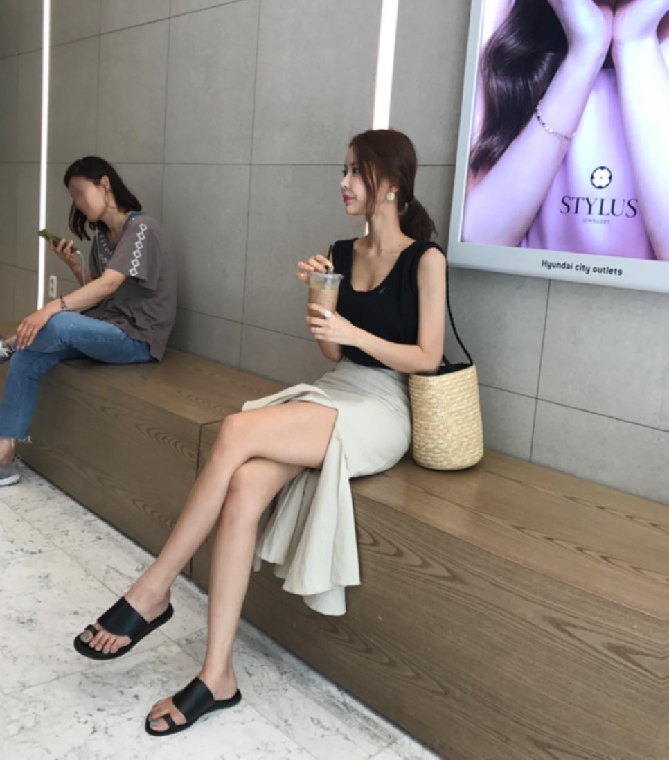  전지혜 디자이너 비키니 레깅스 인스타 사진