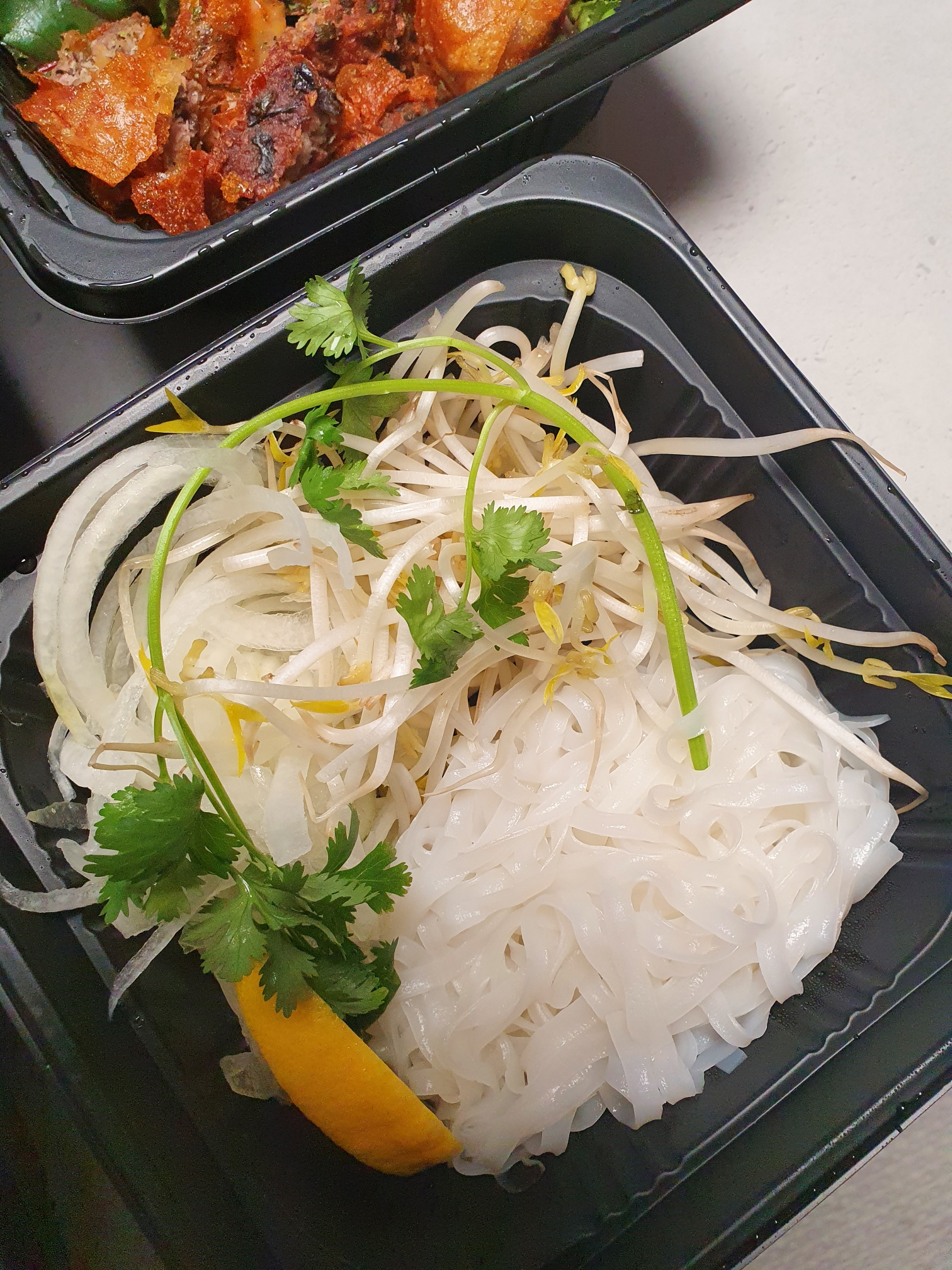 소고기쌀국수-르번미-베트남음식