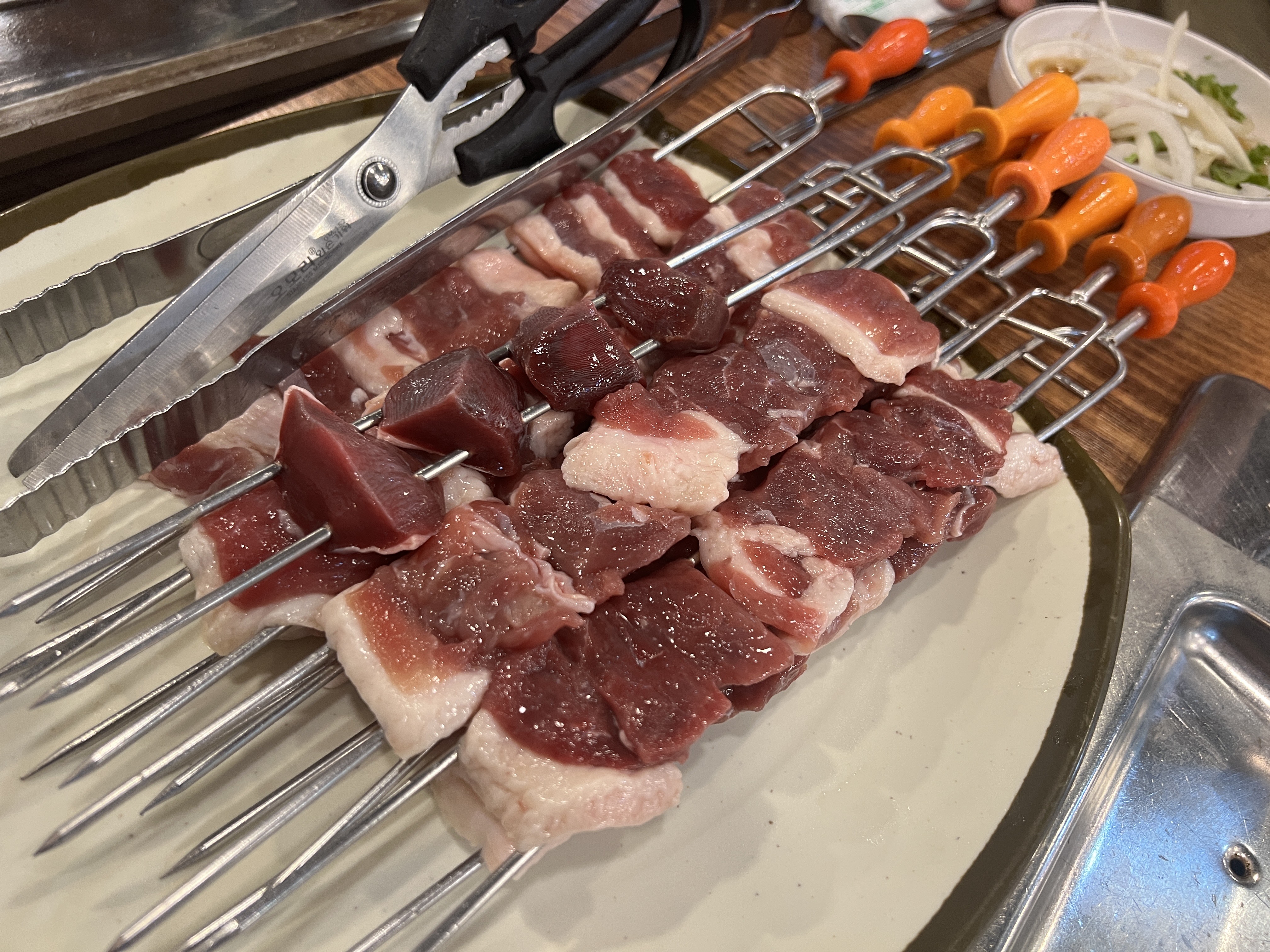  <인천 남동구 맛집> " 평강 오리타운 " 숯불오리회전구이 : 색다른 오리요리 오리꼬치