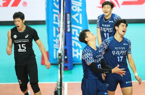  12월 24일 현대캐피탈 우리카드 중계