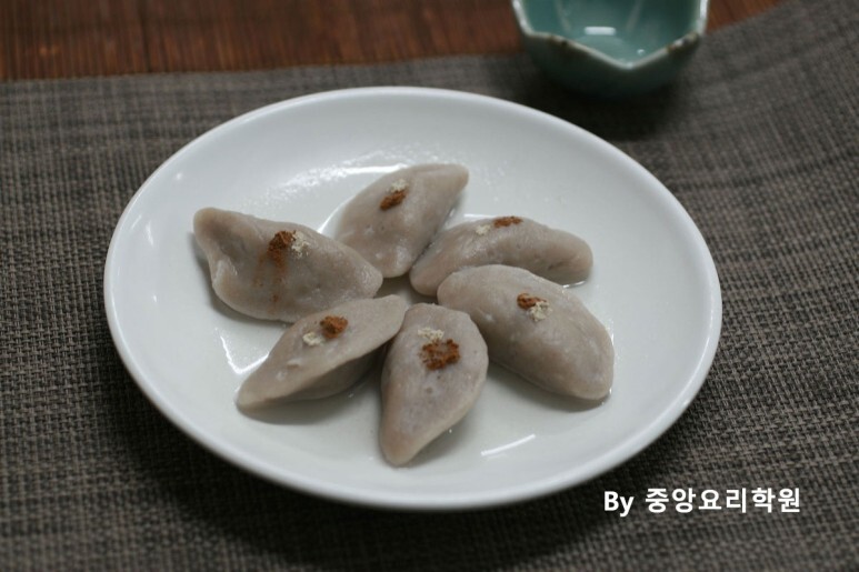 메밀만두 이미지