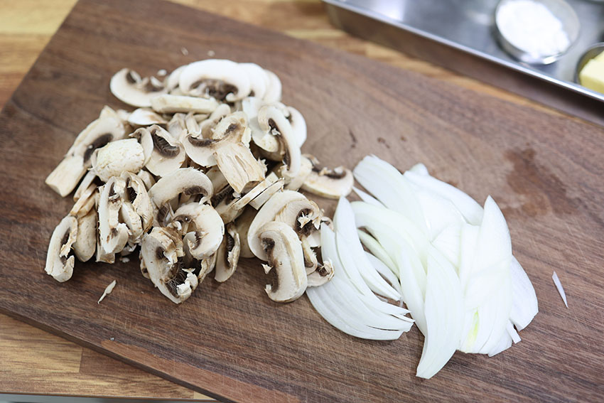 양송이버섯 요리 (루 만들기) 양송이스프 만들기 크리미함 가득한 11