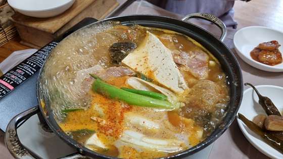 쌍둥이네가벼슬식당 봉평 맛집