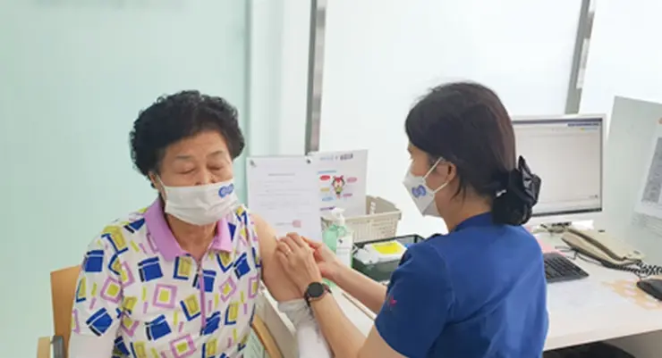  여름철 주의질환 대상포진 원인과 치료방법 예방접종 권장