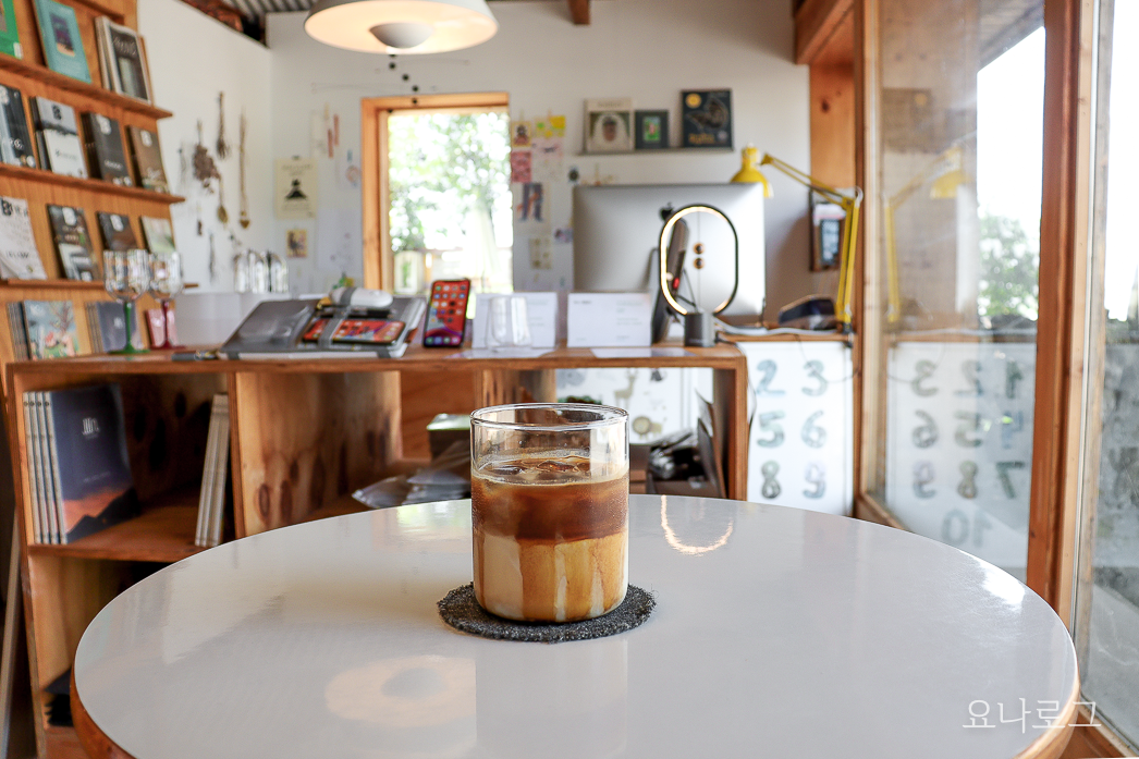 제주 카페 제주 카페 추천 제주 여행 제주도 여행 애월 카페 애월 카페 추천 예쁜 애월 카페 제주 예쁜 카페 나홀로 제주 제주 나홀로 제주여행 제주 나홀로 여행 제주 예쁜 카페 추천 애월 윈드스톤 애월 윈드스톤 제주 윈드스톤
