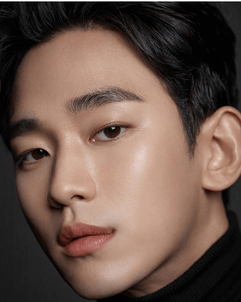 김수현 사진