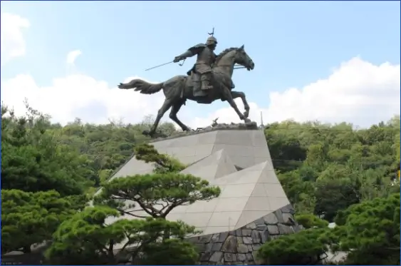 강감찬-동상