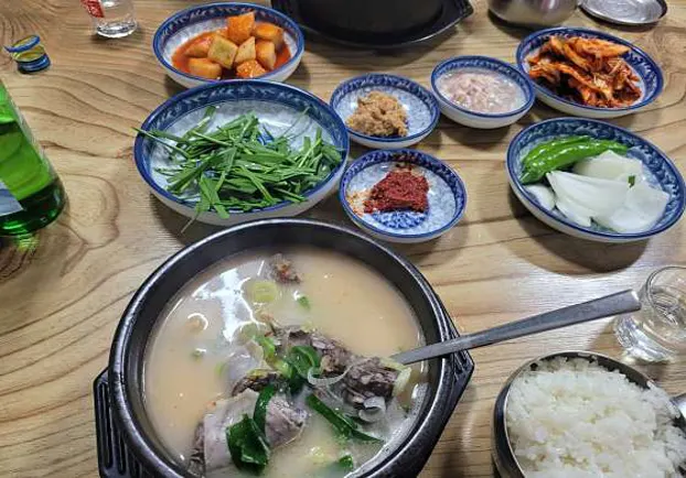 복례가마솥국밥