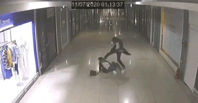  부산 덕천지하상가 폭행, 데이트폭력 이유는?