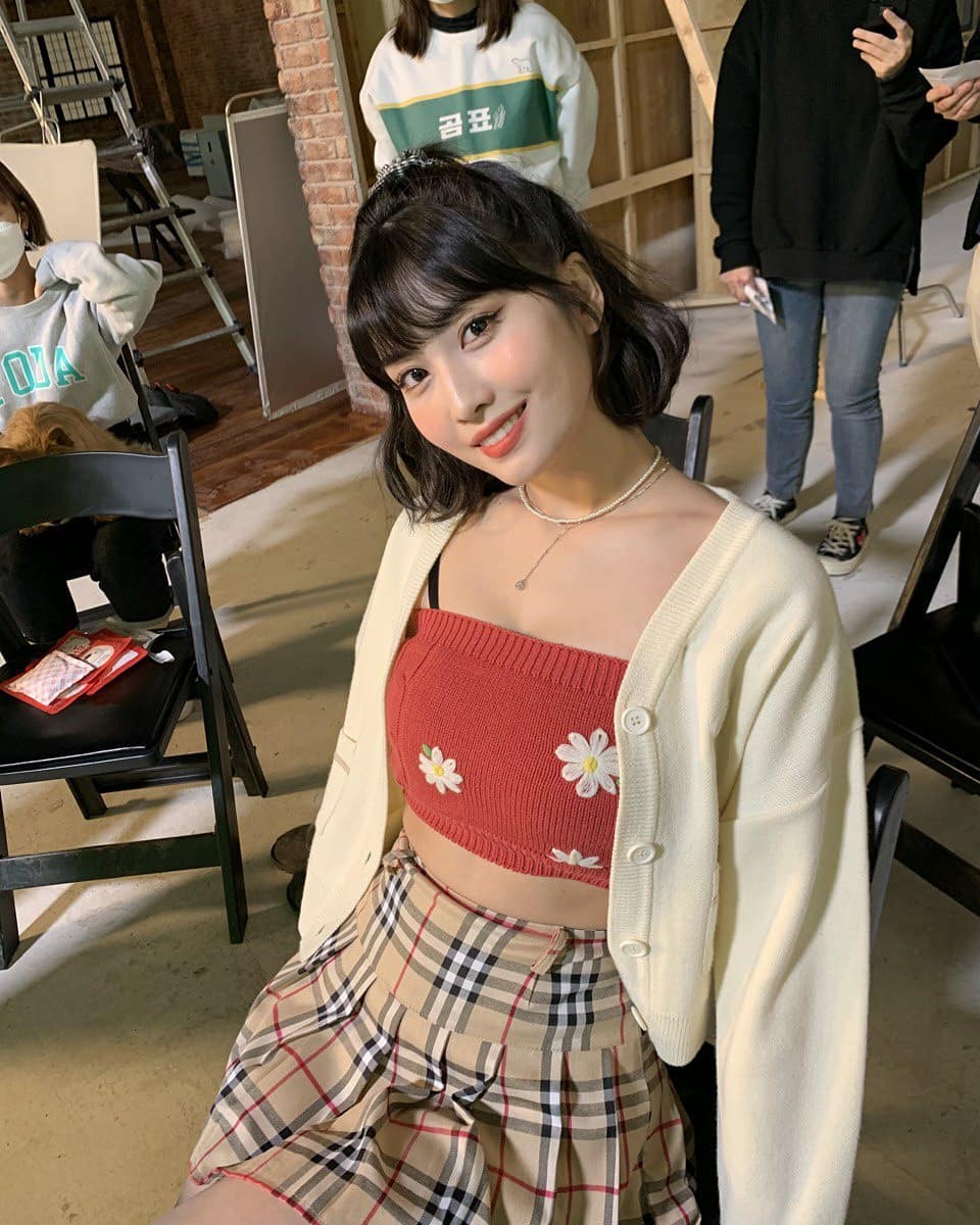  트와이스 모모 탱크탑 인스타그램 셀카 사진들 모음