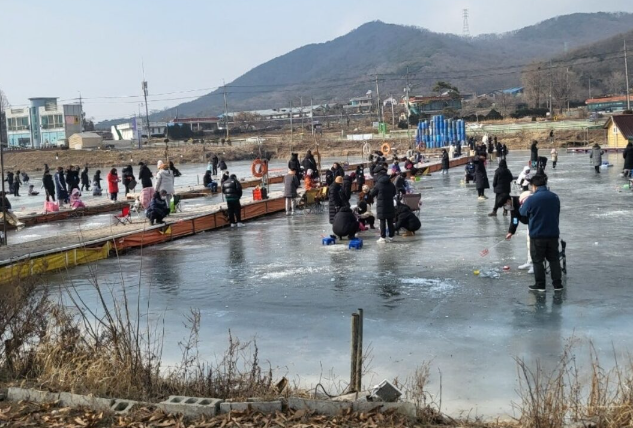 2025년빙어축제-신낭아이들