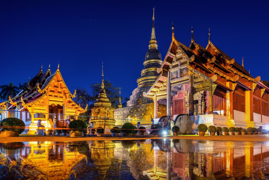 태국 방콕: 저렴한 비용으로 즐기는 궁전과 사원의 도시