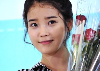  이병헌 감독·아이유·'드림' 출연진, 노동절 서울서 무대인사