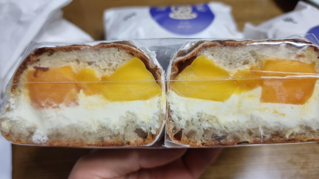 츄이구이브레드 이미지
